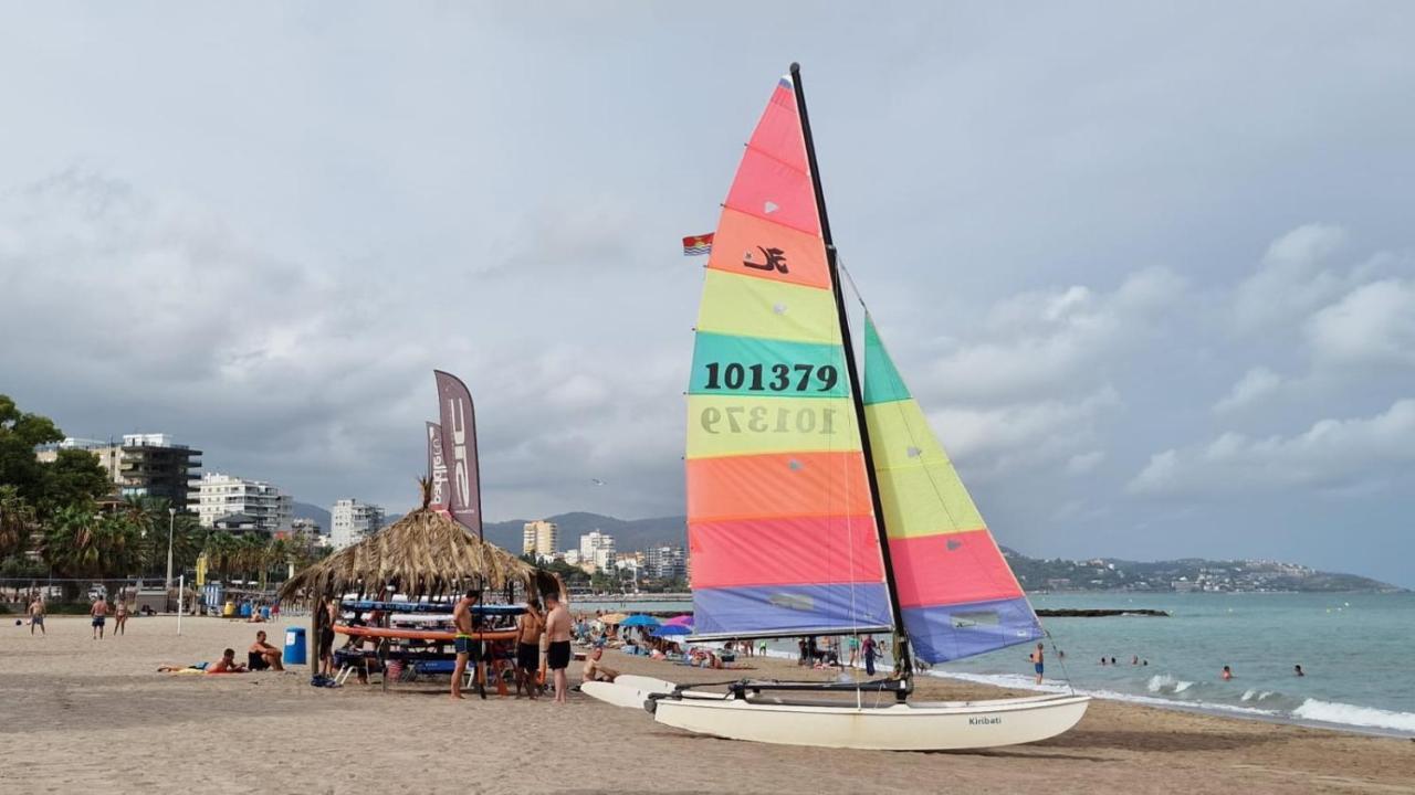 Appartamento Apartamento De 1 Habitacion Frente Al Mar Y Con Piscina Benicàssim Esterno foto
