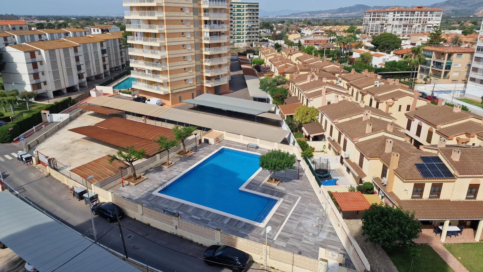 Appartamento Apartamento De 1 Habitacion Frente Al Mar Y Con Piscina Benicàssim Esterno foto