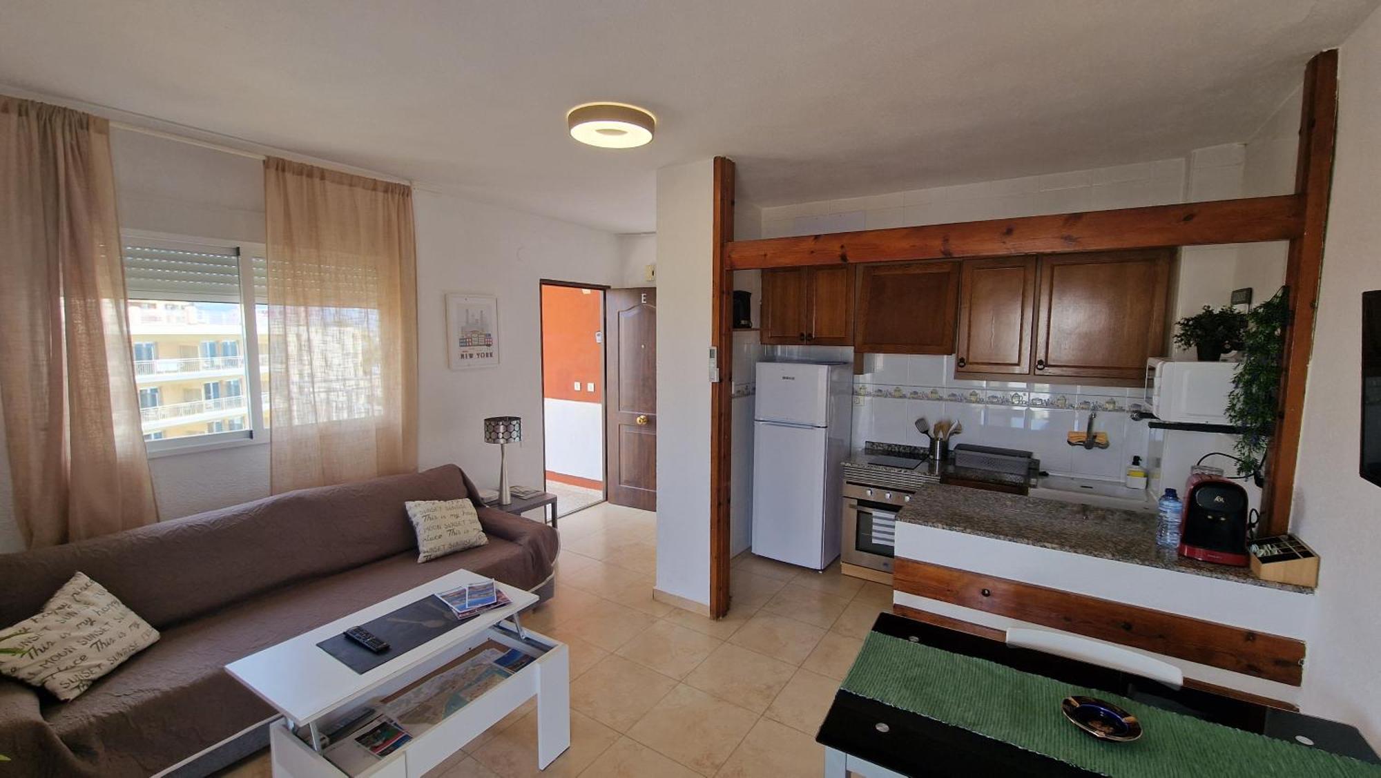 Appartamento Apartamento De 1 Habitacion Frente Al Mar Y Con Piscina Benicàssim Esterno foto